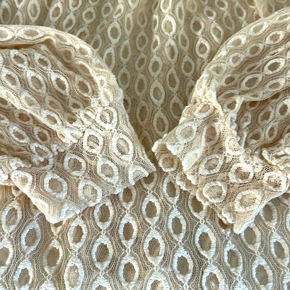 Zara Embroidered Sheer Tulle Lace Cream Top Blouse Oversized Womens Small - Picture 14 of 14